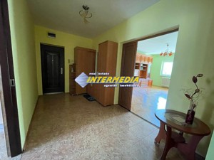 Apartament 3 camere decomandat de inchiriat cu garaj si loc de parcare Cetate Carolina Alba Iulia - imagine 3