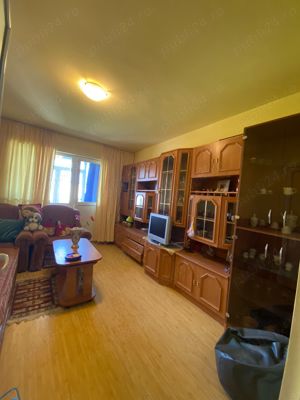 URGENT!! Apartament de 2 camere de vanzare Rosiori de Vede - imagine 4