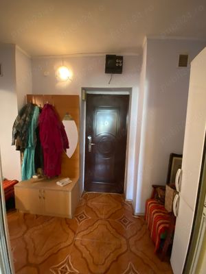 URGENT!! Apartament de 2 camere de vanzare Rosiori de Vede - imagine 3