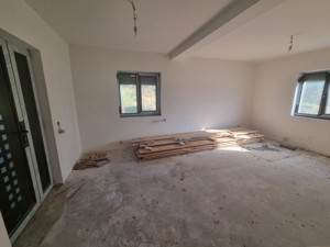 Casa Valea Budului , priveliște deosebita spre padure. - imagine 4 Casa Valea Budului , priveliște deosebita spre padure. - imagine 4