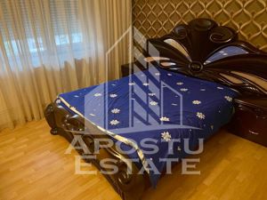 Apartament cu 3 camere,decomandat, centrala proprie, zona Dorobantilor - imagine 2