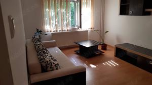 Apartament cu 2 camere, decomandat, zona Malu Roșu, de închiriat 