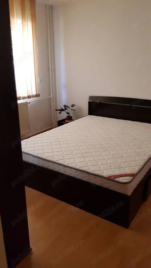 Apartament cu 2 camere, decomandat, zona Malu Roșu, de închiriat  - imagine 4