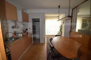 Apartament de inchiriat, deosebit, 4 camere, Centrul Civic - imagine 2