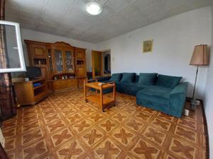 Vanzare apartament cu 3 camere decomandat - 13 Septembrie - Panduri (Monitorul Oficial)