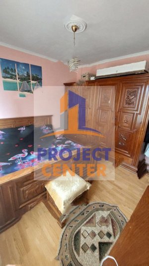 Apartament 2 camere, Craiovei, etajul 4, cu balcon - imagine 3