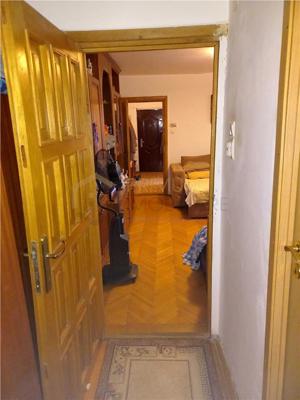 Apartament 2 camere, semidecomandat, zona Aradului, aproape de Iulius Mall, nemobilat - imagine 7