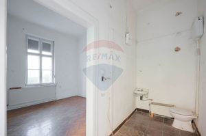 Casă de vânzare cu 15 încăperi, zona Gării, 655 Euro/mp - imagine 12