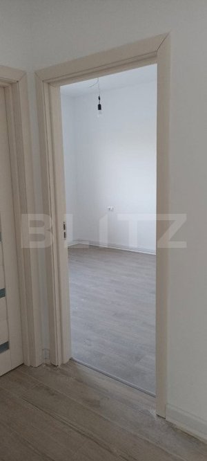 Spatiu comercial, 31mp, loc de parcare inclus, zona Torontalului - imagine 4