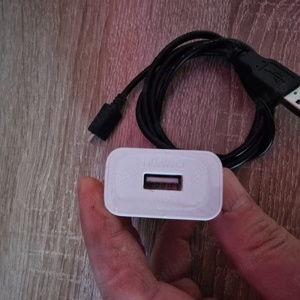 incarcator telefon NOU - imagine 3