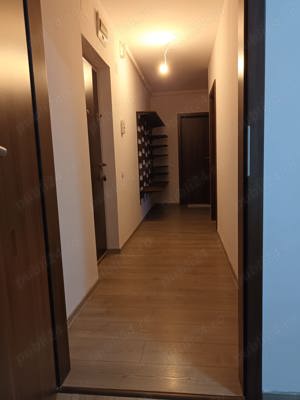 Apartament 2 camere semiutilat, zona buna Sibiu