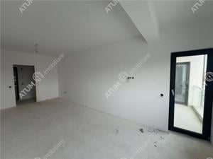 Apartament de 3 camere 2 bai si 2 balcoane la etajul 2 zona Piata Cluj - imagine 11