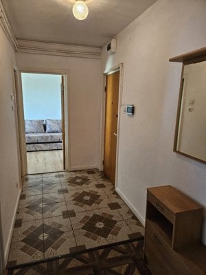 Apartament cu 3 camere decomandat