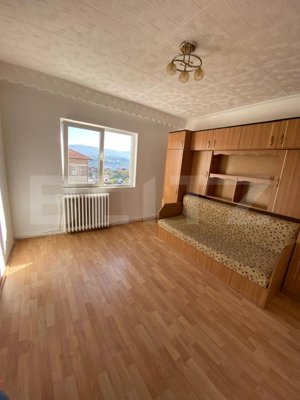 Apartament cu 2 camere de vanzare, 50 mp utili - imagine 3