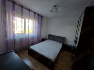 Închiriez apartament 2 camere, decomandat - imagine 2