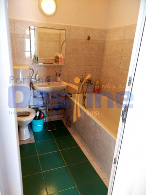 Apartament 1 camera , decomandat , 40mp, zona Garii - imagine 5