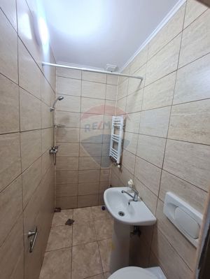 Apartament cu 4 camere renovat - imagine 10