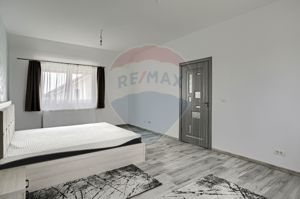 Casă de închiriat în cartierul Athena, zona 6 Vânători - imagine 14