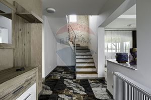 Casă de închiriat în cartierul Athena, zona 6 Vânători - imagine 4