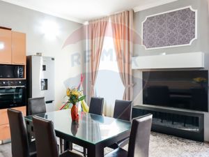 De închiriat apartament cu 3 camere, 100 mp util, Ultracentral