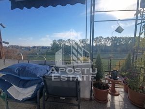 Apartament 4 camere, decomandat, 3 dormitoare, 2 bai, zona Fratelia. - imagine 10