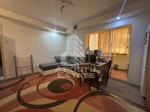 Apartament cu 3 camere in zona UMT, centrala proprie