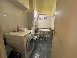 Apartament cu 3 camere in zona UMT, centrala proprie - imagine 8