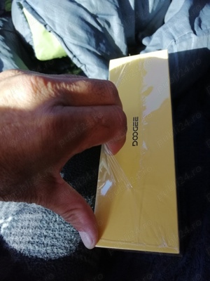 Telefon 5G 16 GB+20 extensibili ram 512 rom