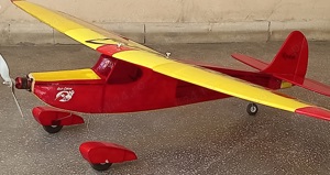 Vând Aeromodel Rascal Balsa Electric Anvergură 1,40 m,  4 Servo-uri