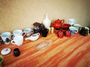 diverse vase si ustensile bucatarie, farfurii cana ceainic ceasca tacam solnite, lingurite copii etc - imagine 3