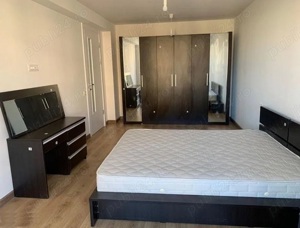 in Centru ofer chirie apartamnent cu 2 camere pe Blv Republicii - imagine 7