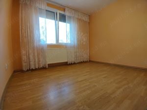 Vand apartament ultracentral  2 camere Marghita, Bihor