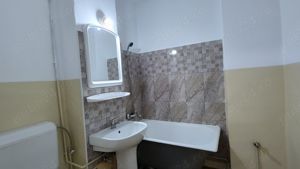 Vand apartament ultracentral  2 camere Marghita, Bihor - imagine 7