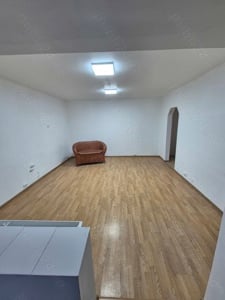 Închiriez apartament 2 camere (2 spații comerciale) - imagine 4