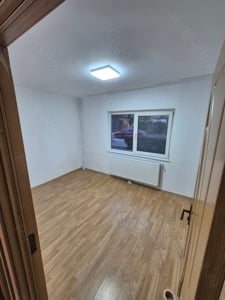 Închiriez apartament 2 camere (2 spații comerciale) - imagine 8