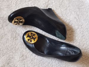 Pantofi negri dama piele toc Tory Burch logo metalic auriu femei - imagine 7