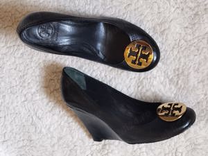 Pantofi negri dama piele toc Tory Burch logo metalic auriu femei - imagine 5