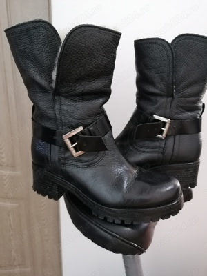 Persoana fizica ofer spre vanzare