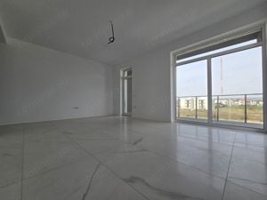 Apartament 2 camere. Bucatarie inchisa. Terasa 18 mp.