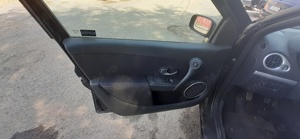 dezmembrez renault clio 3 - imagine 6