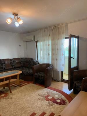 Vand apartament , 3 camere , Cotu Mic - imagine 7