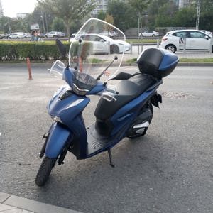 Scuter Honda 150SH - imagine 3