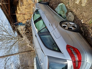 Vând sau Dezmembrez 2 Mercedes E și C clasa - imagine 5