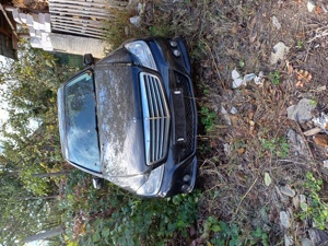 Vând sau Dezmembrez 2 Mercedes E și C clasa - imagine 4