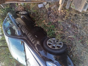 Vând sau Dezmembrez 2 Mercedes E și C clasa - imagine 2