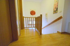 Apartament cu 3 camere, 2 bai, cu scara interioara - imagine 8