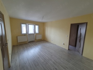 Se vinde apartament renovat cu 3 camere în Beclean pe Someş - imagine 7