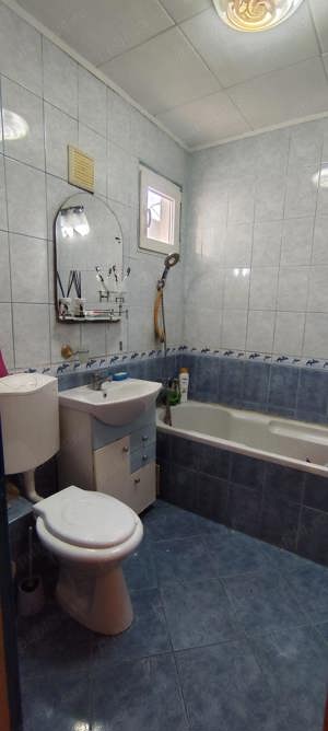 vanzare apartament 2 camere - imagine 5