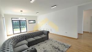 Casa la sol 4 camere de vanzare in cartierul Westfield - imagine 12