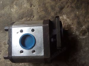 Distribuitor hidraulic cu dubla comanda ,bobina la 24 v. - imagine 2